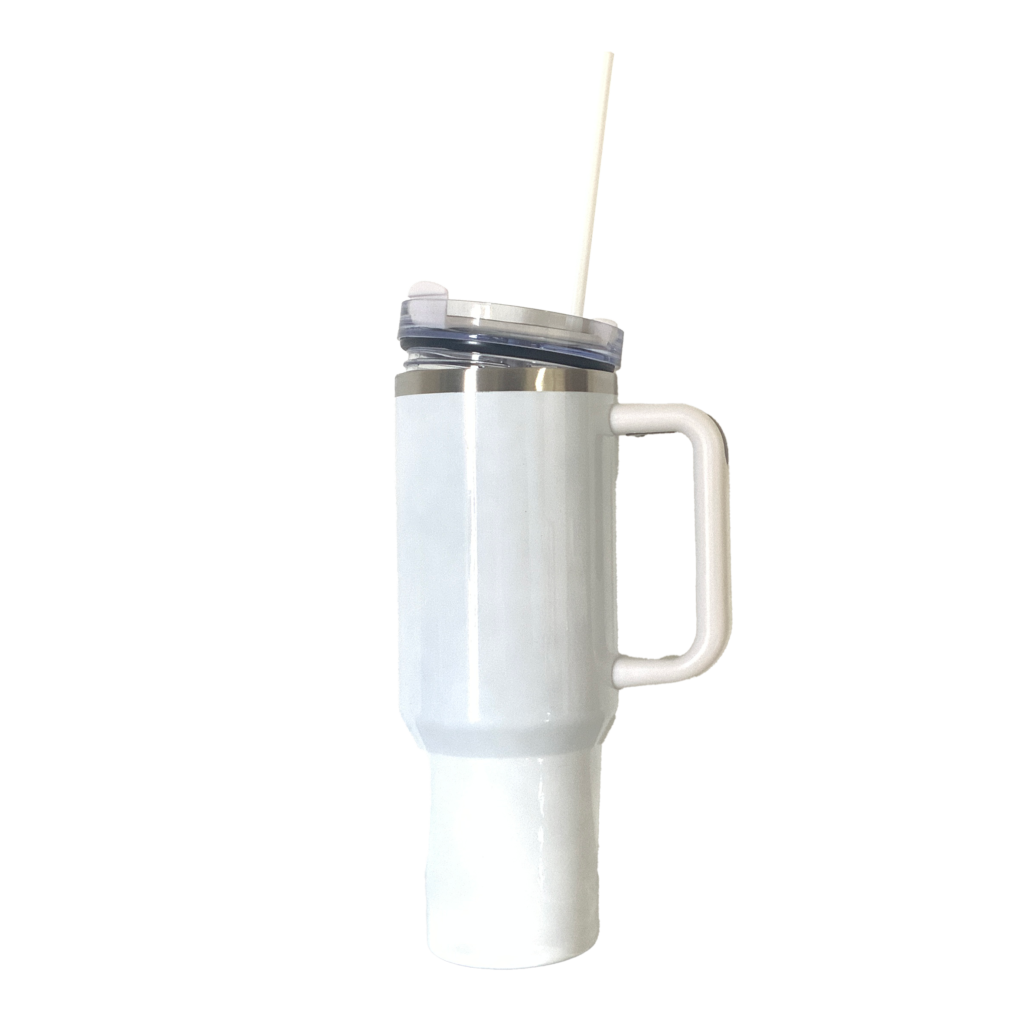 כוס דמוי סטנלי גבוהה עם מכסה וקש פלסטיק קשיח